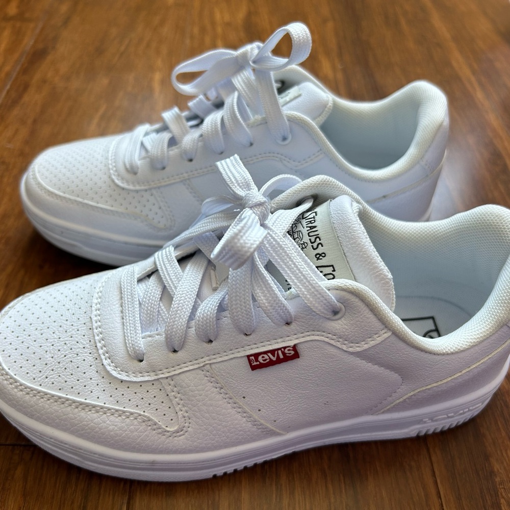 Levi's White Sneakers